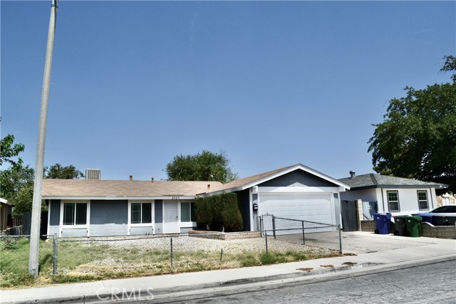 Detail Gallery Image 4 of 43 For 3727 W Avenue K11, Lancaster,  CA 93536 - 3 Beds | 1 Baths