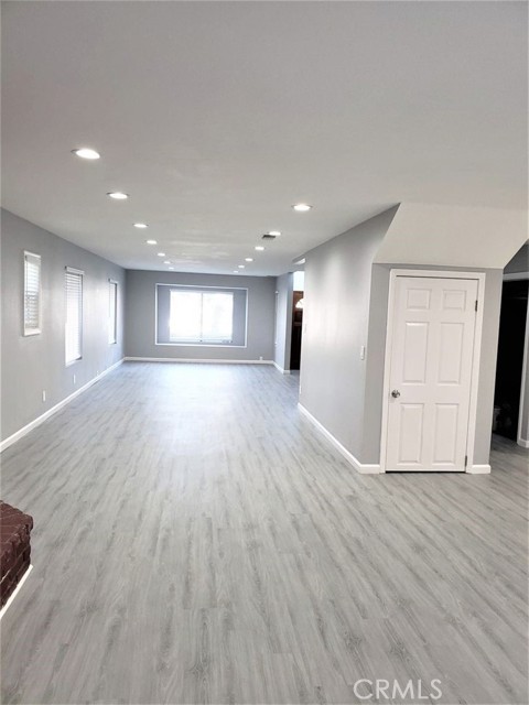 2506 e 6TH Street, Long Beach CA: https://media.crmls.org/medias/de1e16af-01dd-44ef-a499-3e16947f7168.jpg