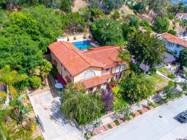 Photo of 1748 Hillcrest Drive, Glendale, CA 91202