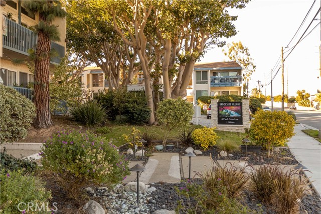 643 S Prospect Ave, Redondo Beach, California 90277, 3 Bedrooms Bedrooms, ,2 BathroomsBathrooms,Residential,Sold,S Prospect Ave,SB22031394