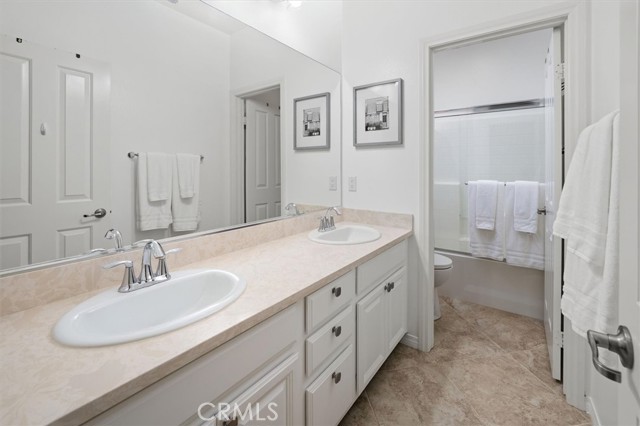 Detail Gallery Image 24 of 55 For 29116 West Hills Dr, Valencia,  CA 91354 - 4 Beds | 4 Baths