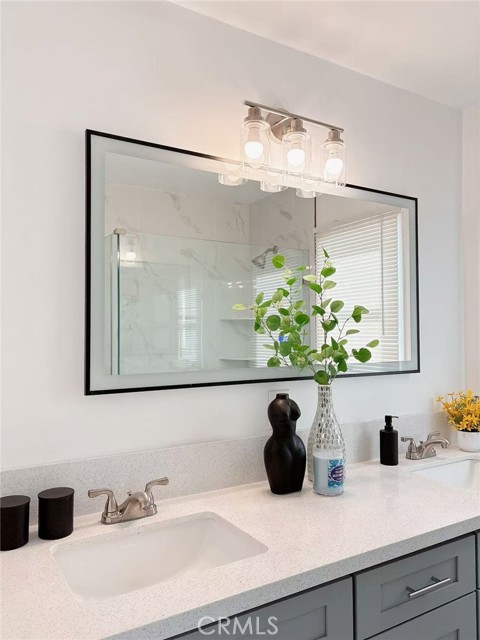 315 E Oakmont Ave, Orange CA: https://media.crmls.org/medias/de20b94a-3039-4eed-b198-6f69b8f4bbe1.jpg