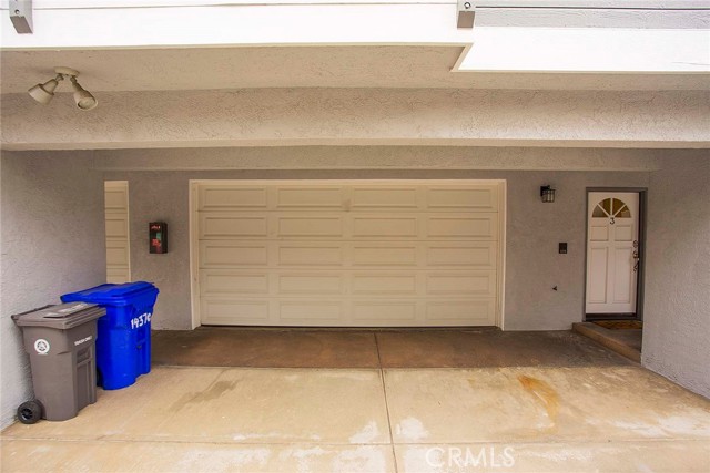 Detail Gallery Image 15 of 17 For 1420 12th St #3,  Manhattan Beach,  CA 90266 - 3 Beds | 2/1 Baths
