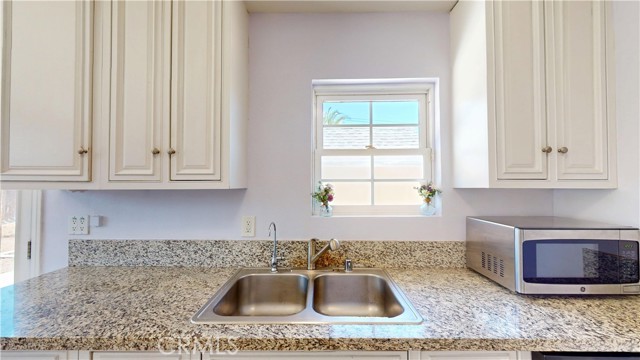 18271 Treleven Avenue, Lake Elsinore CA: https://media.crmls.org/medias/de20c1b8-2143-4c14-8cea-24427b9a32fe.jpg