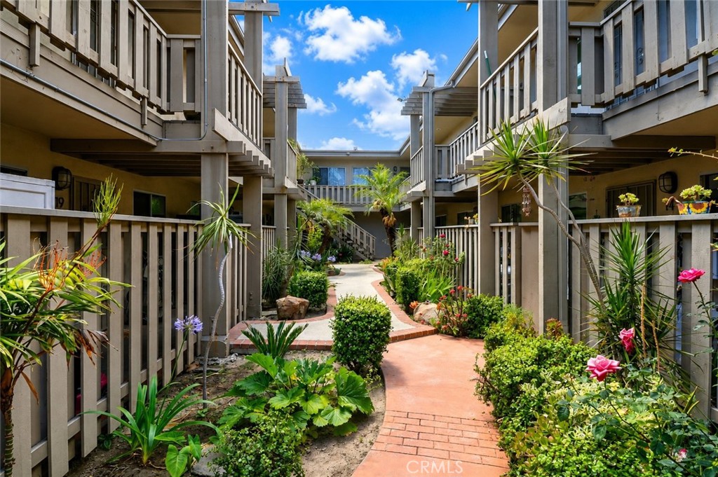 3365 SANTA FE Avenue #21