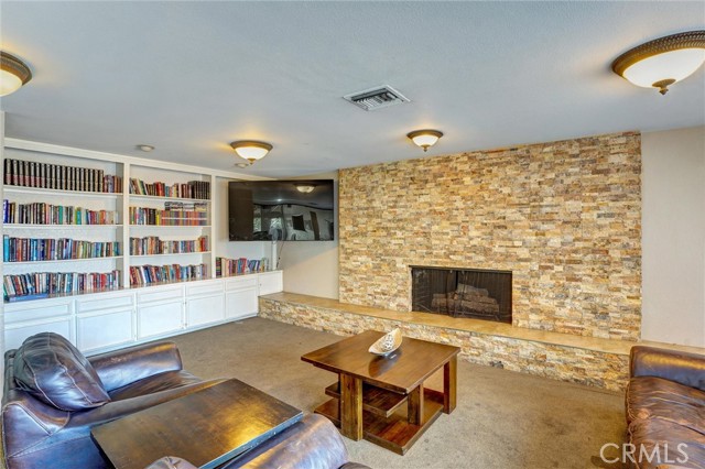 Detail Gallery Image 30 of 32 For 1919 W Coronet Ave #153,  Anaheim,  CA 92801 - 3 Beds | 2 Baths