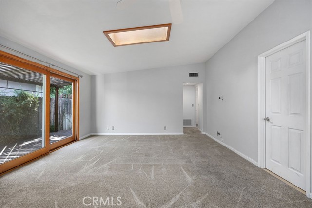 806 Combes Avenue photo 6