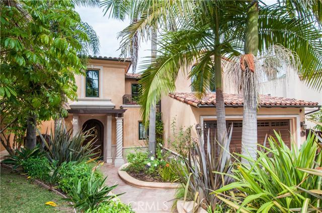 923 8th Street, Manhattan Beach, California 90266, 5 Bedrooms Bedrooms, ,5 BathroomsBathrooms,Residential,Sold,8th,SB16000896