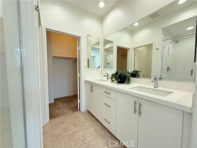 Detail Gallery Image 14 of 29 For 21042 Cornerstone Dr, Walnut,  CA 91789 - 4 Beds | 3/1 Baths