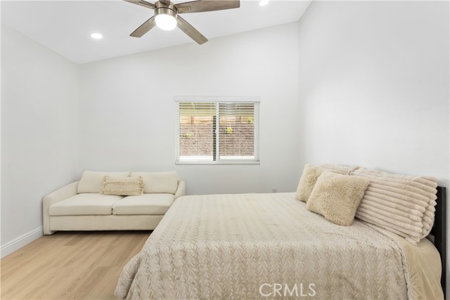 304 N Dearborn, Redlands CA: https://media.crmls.org/medias/de22dd06-a2b0-4fa2-8c5d-c666af1cdf6f.jpg