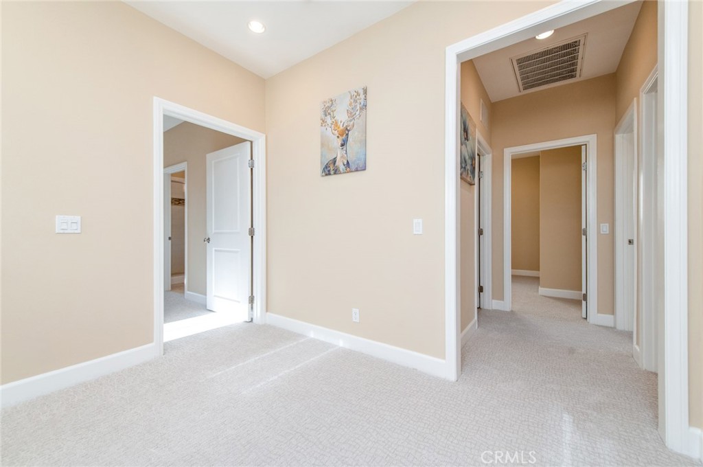 MLS #OC25254186 image #16