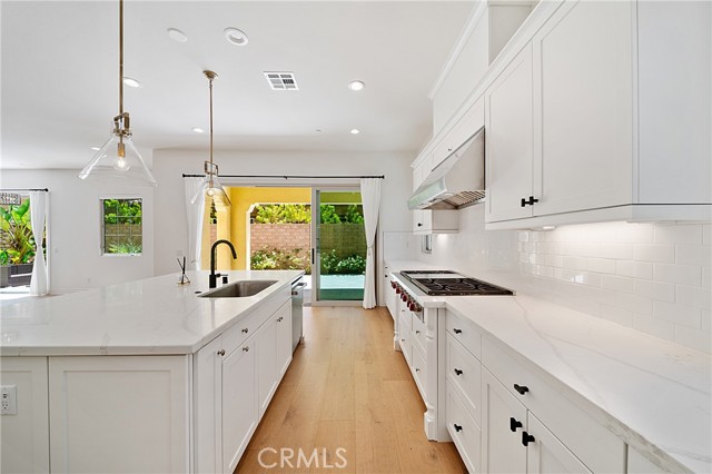 Detail Gallery Image 6 of 42 For 66 Poncho, Irvine,  CA 92602 - 4 Beds | 4/1 Baths