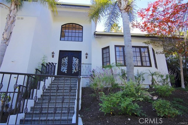 Detail Gallery Image 15 of 17 For 15020 Encanto Dr, Sherman Oaks,  CA 91403 - 5 Beds | 4 Baths