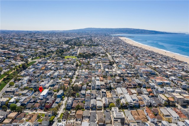 517 5th Street, Manhattan Beach, California 90266, 3 Bedrooms Bedrooms, ,2 BathroomsBathrooms,Residential,Sold,5th,SB22046594