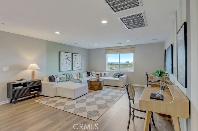 30973 Avenida Ramblas, Highland CA: https://media.crmls.org/medias/de244dc3-700b-4f6c-9b19-d240312ce927.jpg