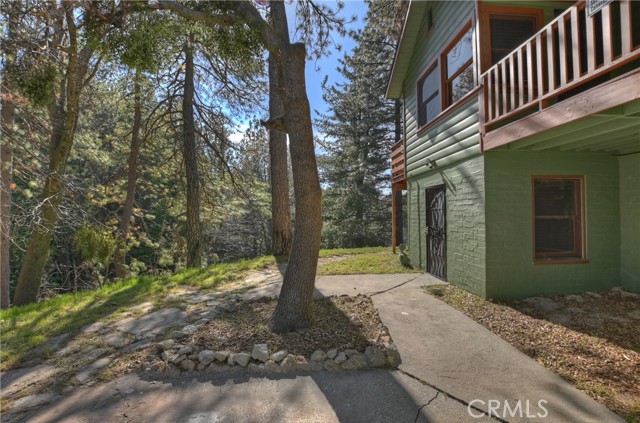 Detail Gallery Image 43 of 47 For 617 Acacia, Crestline,  CA 92325 - 5 Beds | 3 Baths