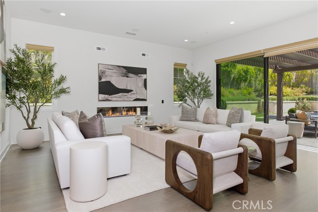 Image 2 of 51 For 79 Eider Run