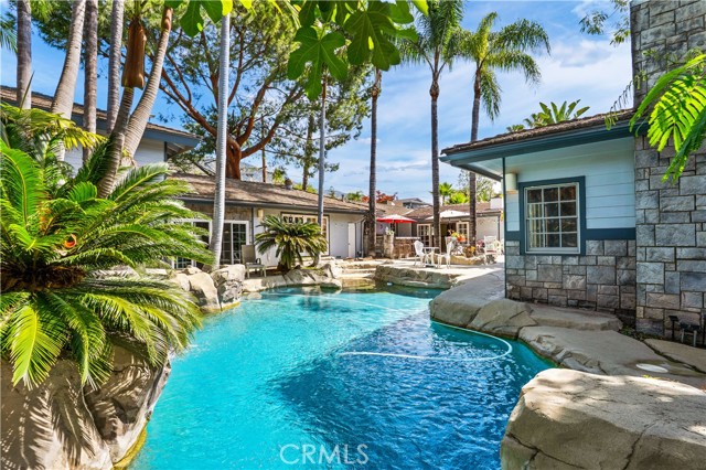 Front Image Thumbnail for CRSW26037346