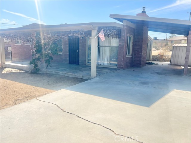 Detail Gallery Image 2 of 18 For 6124 El Reposo St, Joshua Tree,  CA 92252 - 2 Beds | 1 Baths