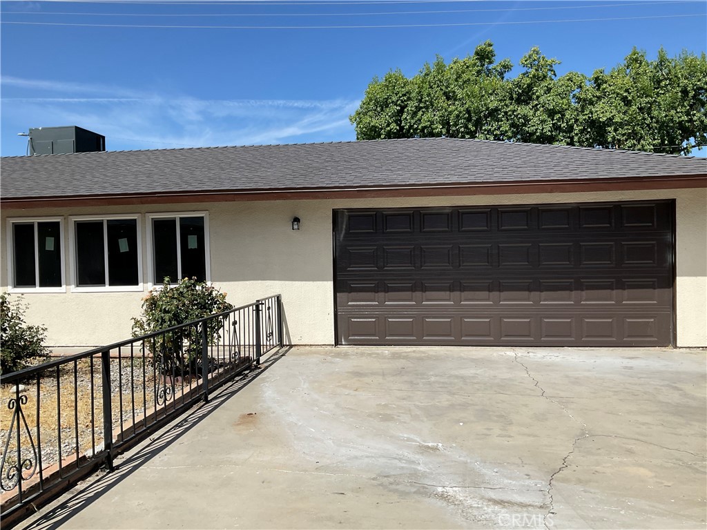875 Ponderosa Dr
