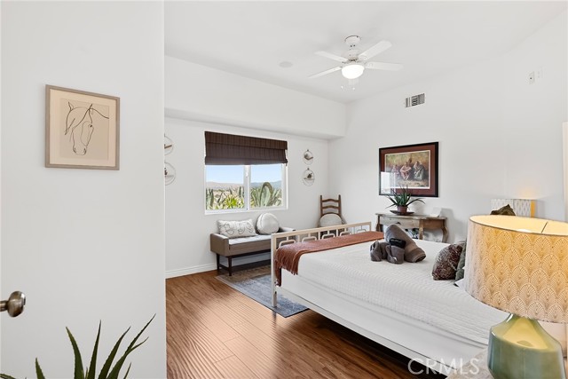 Image 55 of 73 For 15471 Green Valley Truck