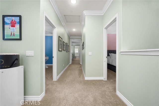 28537 Vista Del Rio Drive, Valencia CA: https://media.crmls.org/medias/de276834-9845-4012-9a59-d1a744f9262f.jpg