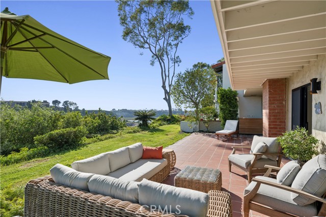 Detail Gallery Image 32 of 36 For 659 Vista Bonita, Newport Beach,  CA 92660 - 2 Beds | 2/1 Baths