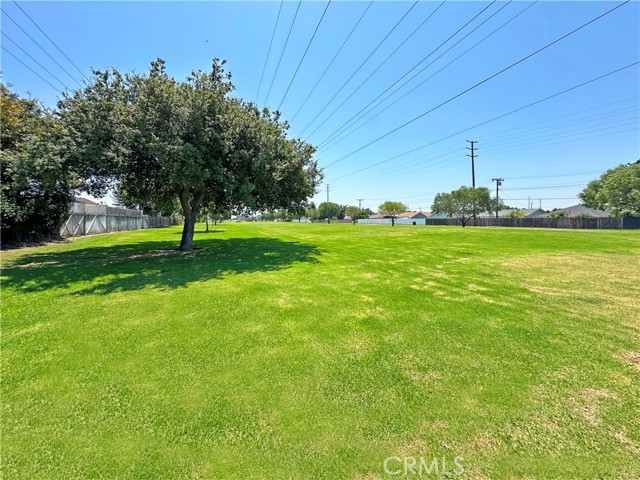 17327 Santa Lucia Street, Fountain Valley CA: https://media.crmls.org/medias/de28d643-c1a2-4e85-acb6-5bb4ae51ac9f.jpg