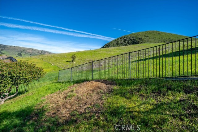 Detail Gallery Image 32 of 71 For 4584 Spanish Oaks Drive, San Luis Obispo,  CA 93401 - 5 Beds | 3/1 Baths