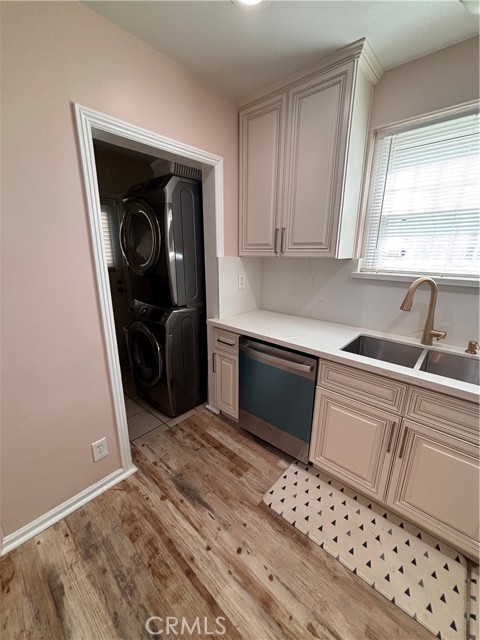 Detail Gallery Image 41 of 49 For 9812 S Denker, Los Angeles,  CA 90047 - 2 Beds | 1 Baths