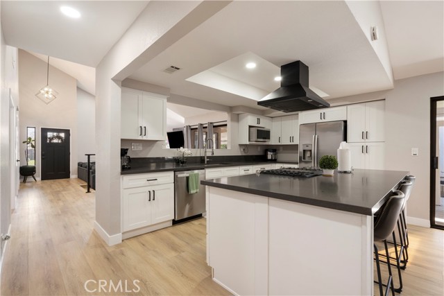 Detail Gallery Image 11 of 33 For 1128 Dawn Ridge Way, Covina,  CA 91724 - 3 Beds | 2 Baths