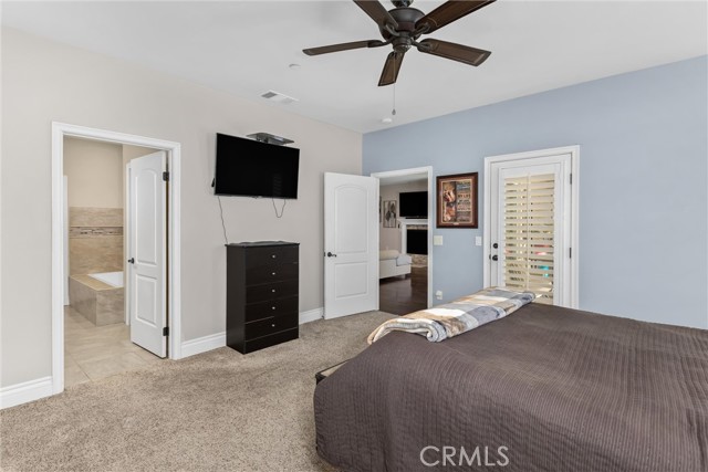425 Sandalwood, Calimesa CA: https://media.crmls.org/medias/de2a8bea-4ffe-49bd-b5b8-cf7591b293c1.jpg