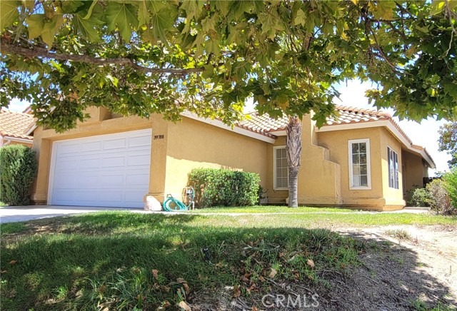 Detail Gallery Image 1 of 18 For 39708 Garin Dr, Murrieta,  CA 92562 - 3 Beds | 2 Baths