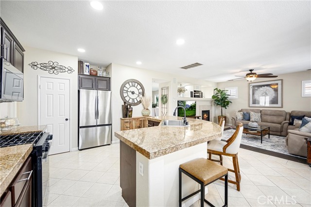 25324 Country Fair Drive, Menifee CA: https://media.crmls.org/medias/de2ddb94-98d9-4f16-b77f-d62ceee5090c.jpg