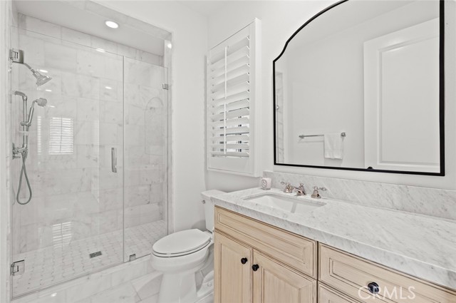 117 Andirons, Irvine CA: https://media.crmls.org/medias/de2e0f7f-a31e-47f1-8013-e1081c2d9148.jpg