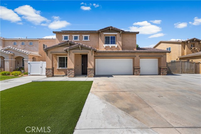 3429 Gemstone Avenue, Rosamond CA: https://media.crmls.org/medias/de2ecc51-69e5-4a42-84d9-b819352fa6f3.jpg