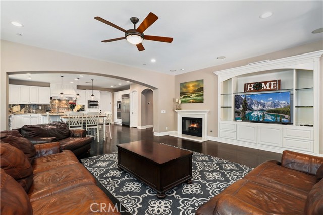 Detail Gallery Image 9 of 75 For 25 via Nerisa, San Clemente,  CA 92673 - 4 Beds | 4/1 Baths