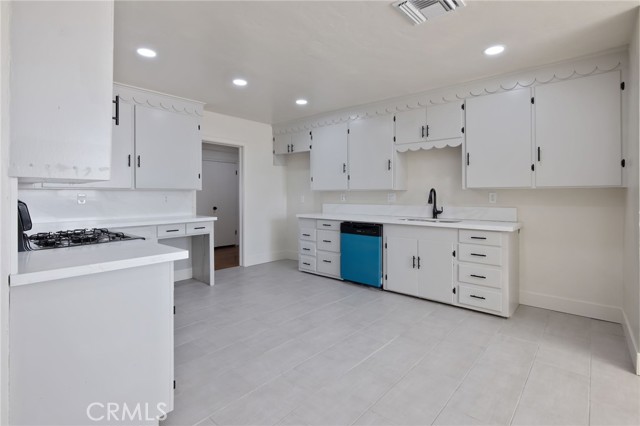 Detail Gallery Image 17 of 52 For 21199 S Feland Ave, Riverdale,  CA 93656 - 3 Beds | 2 Baths