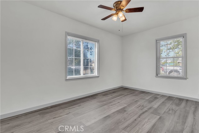 Detail Gallery Image 11 of 15 For 8750 Greenfield Park Dr, Bakersfield,  CA 93307 - 2 Beds | 1 Baths