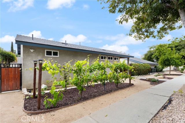 Detail Gallery Image 3 of 24 For 1572 Coolcrest Avenue, Upland,  CA 91786 - 1 Beds | 1 Baths