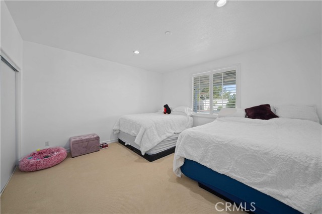Detail Gallery Image 10 of 23 For 7501 W Avenue L11, Lancaster,  CA 93536 - 5 Beds | 3 Baths