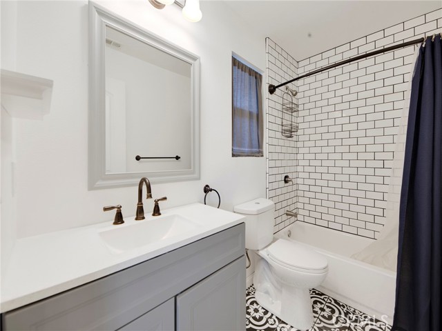 Front Image Thumbnail for CRSR26041007