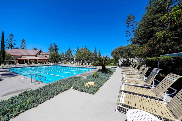 Detail Gallery Image 32 of 47 For 22401 Bayberry, Mission Viejo,  CA 92692 - 4 Beds | 3 Baths