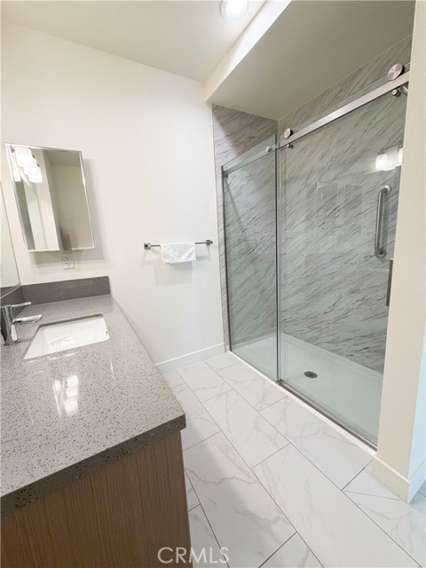 Detail Gallery Image 16 of 33 For 168 S Monterey St #212,  Alhambra,  CA 91801 - 2 Beds | 2/1 Baths