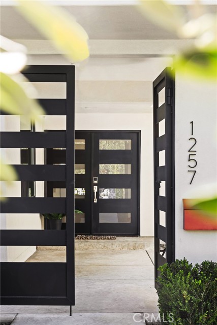 Detail Gallery Image 5 of 55 For 1257 Rich Ct, San Luis Obispo,  CA 93401 - 3 Beds | 2 Baths