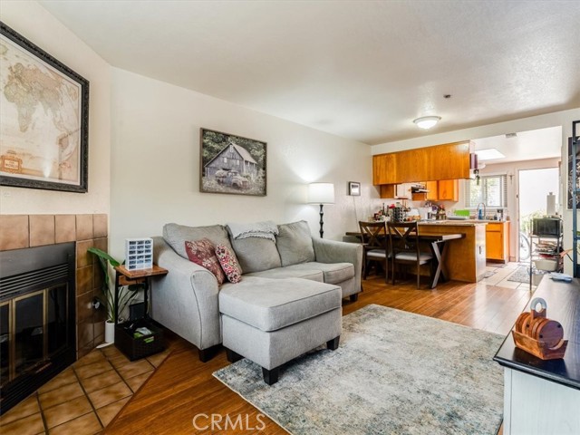 60 Casa Street, San Luis Obispo CA: https://media.crmls.org/medias/de343119-77b5-4ba0-8565-5ec425b0f0cd.jpg