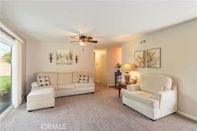 5132 New York Avenue, Cypress CA: https://media.crmls.org/medias/de34978d-d631-4be1-b176-fe26c180c239.jpg
