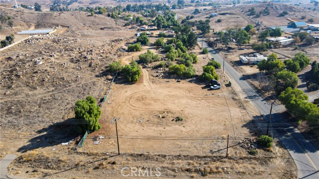 Detail Gallery Image 6 of 7 For 3 Highway 74, Perris,  CA 92570 - – Beds | – Baths