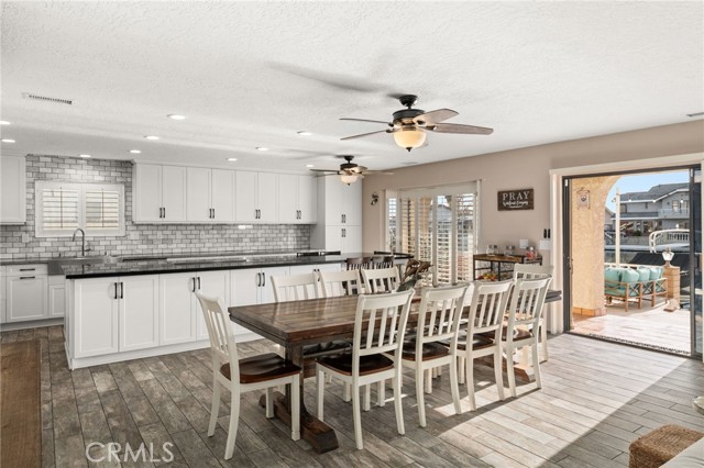 Detail Gallery Image 11 of 55 For 13520 Sea Gull Dr, Victorville,  CA 92395 - 3 Beds | 2/1 Baths