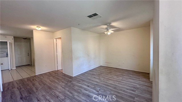 600 Hosking Avenue, Bakersfield CA: https://media.crmls.org/medias/de36edfb-949d-4eba-91f6-fcd680c7d033.jpg